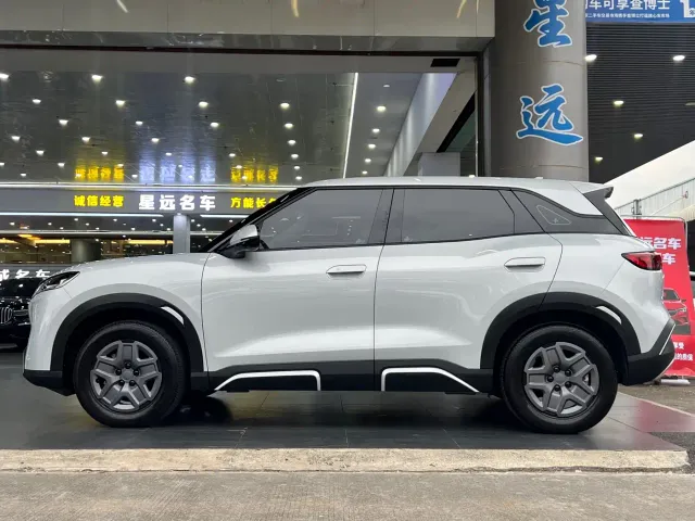 BYD Yuan UP — Фото автомобиля 15