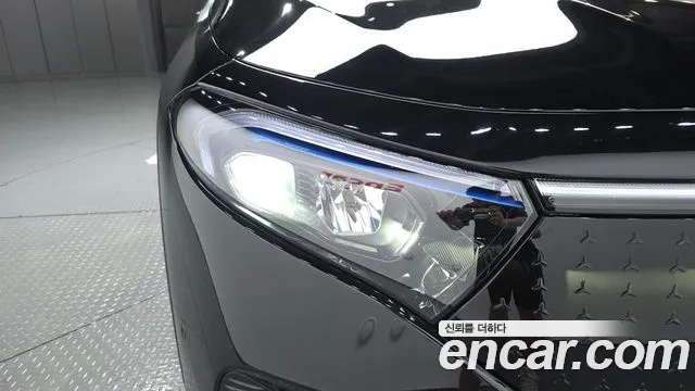 Mercedes-Benz EQB X243 — Фото автомобиля 21