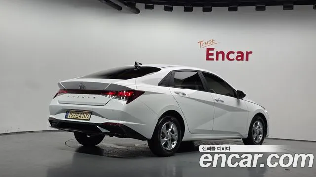 Hyundai AVANTE Avante (CN7) — Фото автомобиля 2