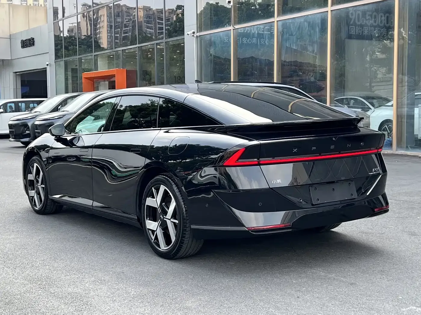 XPeng XPeng P7+ 2025 Extended Range — Фото автомобиля 5