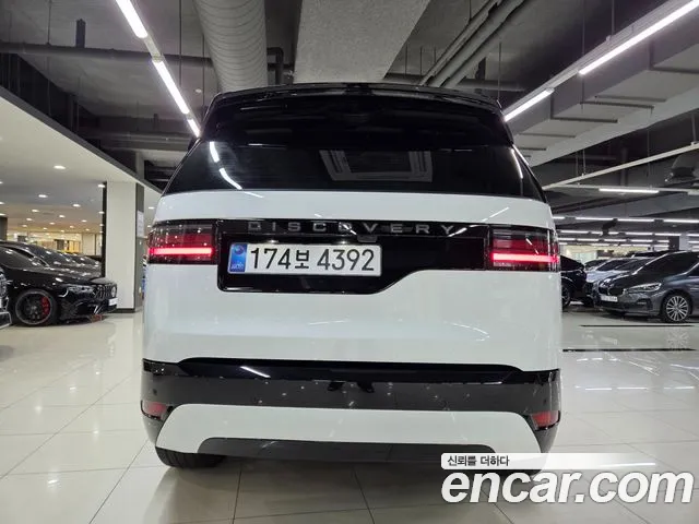 Land Rover Discovery — Фото автомобиля 4