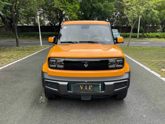 Baojun Yep — Фото автомобиля 2