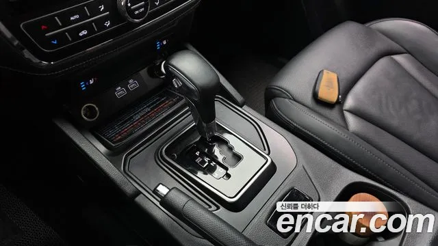 KG_Mobility_Ssangyong Rexton Новый Rexton Sport Khan Дизель 2.2 2WD — Фото автомобиля 8