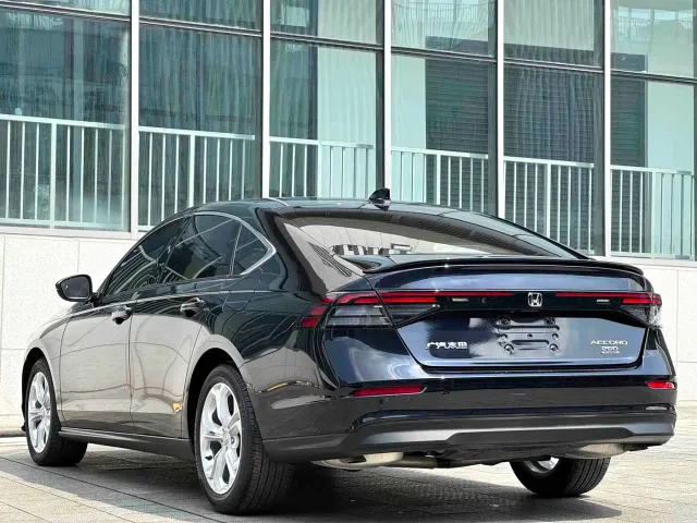Honda Accord — Фото автомобиля 7