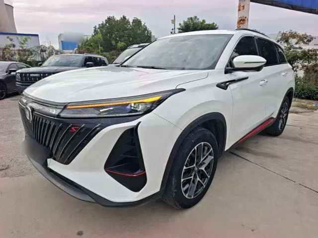 Фотография автомобиля — Changan CS75 Plus