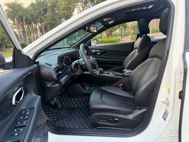 GAC Trumpchi Emkoo — Фото автомобиля 16