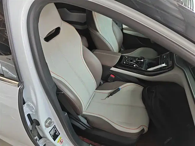 BYD Qin PLUS — Фото автомобиля 24