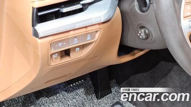 Genesis G80 Бензин 2.5 турбо AWD — Фото автомобиля 12