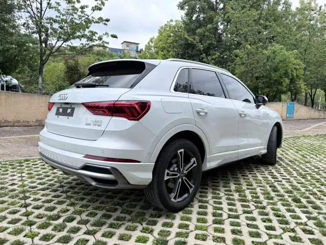 Audi Q3 — Фото автомобиля 5