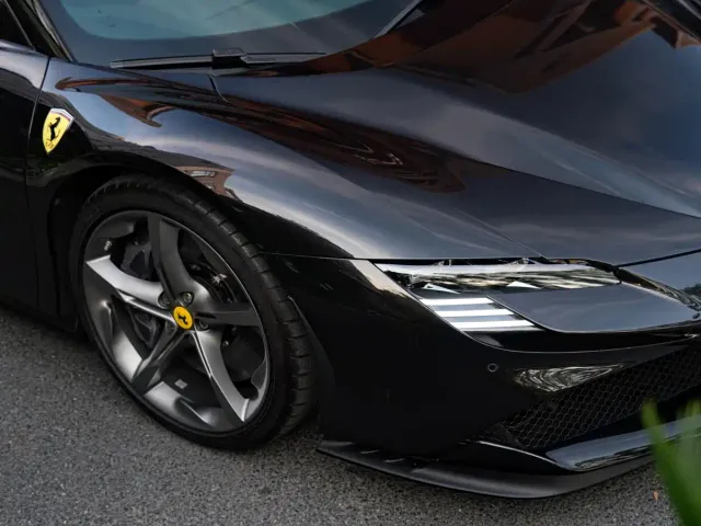 Ferrari SF90 — Фото автомобиля 6