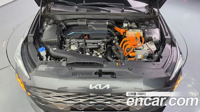 Kia K8 K8 Hybrid — Фото автомобиля 9