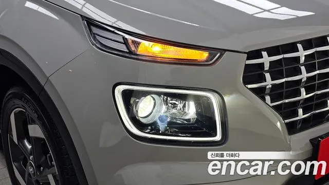 Hyundai Venue — Фото автомобиля 22