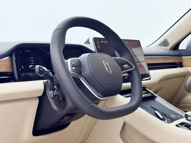 Aito M5 — Фото автомобиля 10