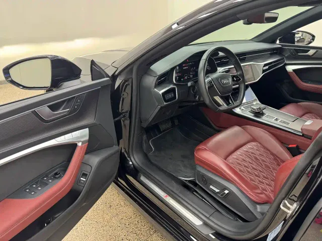 Audi A7L — Фото автомобиля 11