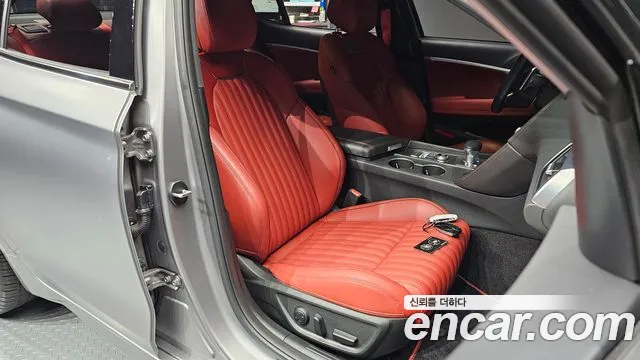 Genesis G70 New — Фото автомобиля 18