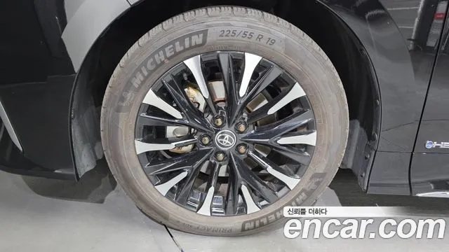 Toyota Alphard Generation 4 — Фото автомобиля 5
