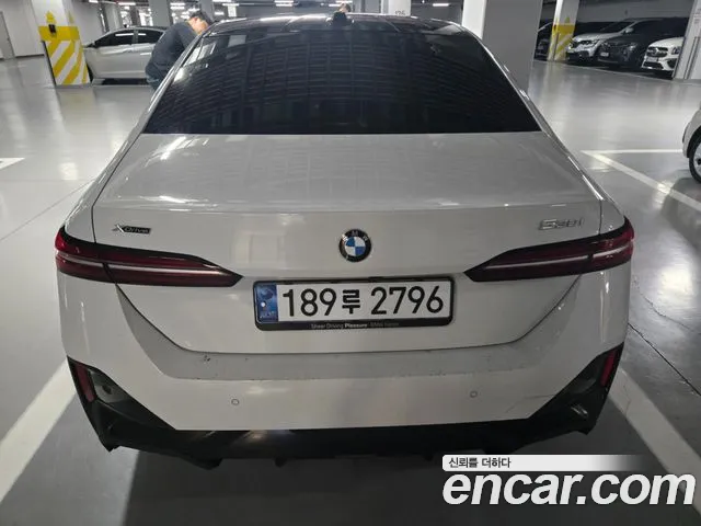 BMW 5-Series 5 серия (G60) 530i xDrive M Sport — Фото автомобиля 7