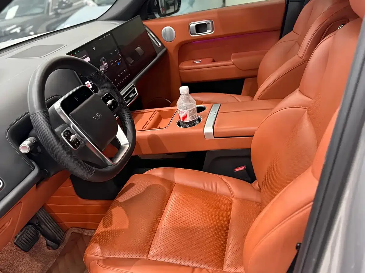 Li Auto Li Xiang L9 2022 Max — Фото автомобиля 6
