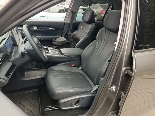 Geely Galaxy E5 — Фото автомобиля 11