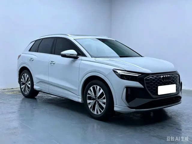 Audi Q4 e-tron — Фото автомобиля 2