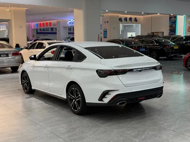 Geely Binrui — Фото автомобиля 7