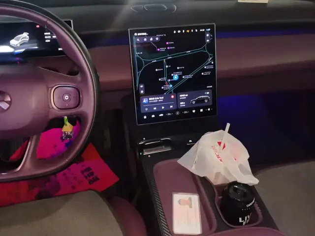 Nio ET5 Touring — Фото автомобиля 13