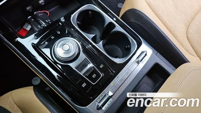 Kia Canival Carnival 4 поколение Бензин 9 мест Noblesse — Фото автомобиля 9