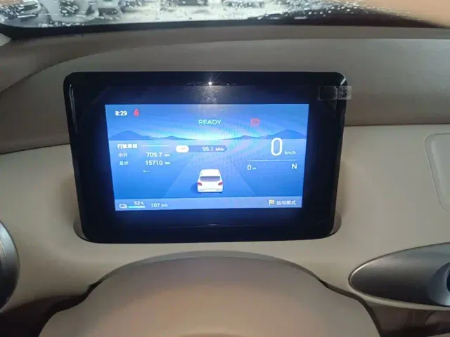Wuling Hongguang Mini EV — Фото автомобиля 11
