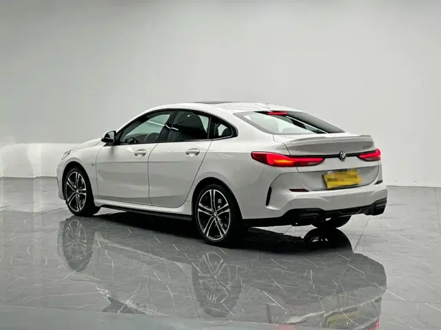 BMW 2 Series — Фото автомобиля 4