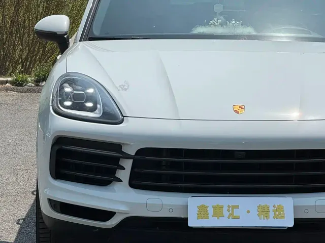 Porsche Cayenne — Фото автомобиля 5