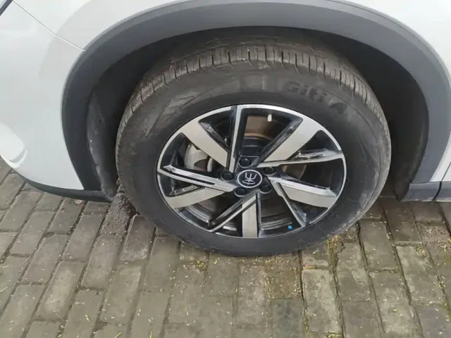 BYD Song Pro — Фото автомобиля 22