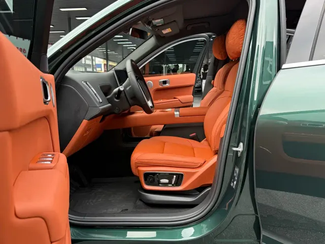 Li Auto L7 — Фото автомобиля 6