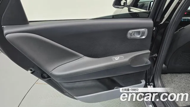 Hyundai Ioniq 6 — Фото автомобиля 14