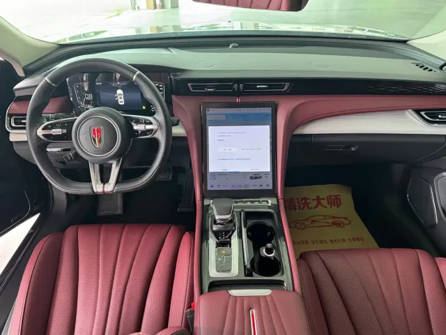 Hongqi H5 — Фото автомобиля 6