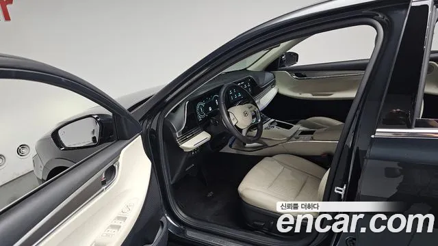 Hyundai Grandeur — Фото автомобиля 8