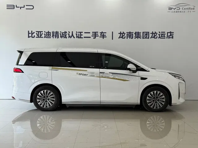 BYD Xia — Фото автомобиля 10