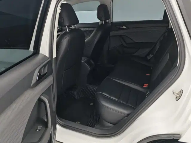 Volkswagen Tharu — Фото автомобиля 11