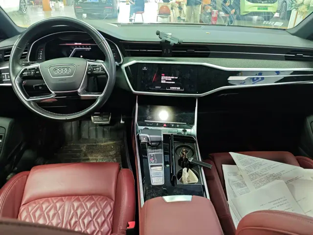 Audi A7L — Фото автомобиля 5