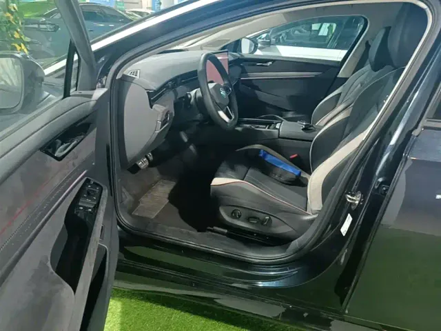 Volkswagen ID.7 Vizzion — Фото автомобиля 14