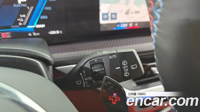 BMW XM — Фото автомобиля 23