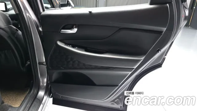 Hyundai Santafe Новый Santa Fe Бензин 2.5T 4WD — Фото автомобиля 25