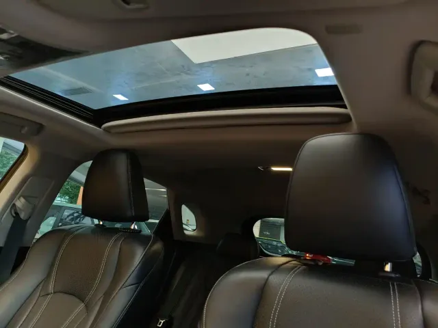 Lexus RX — Фото автомобиля 12