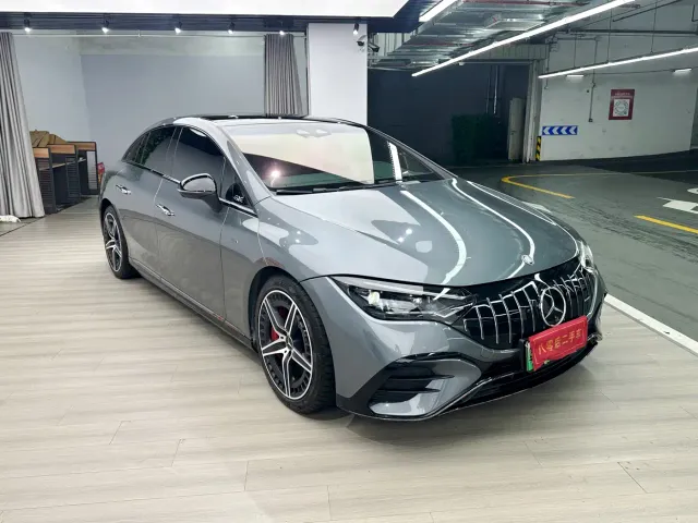 Mercedes-Benz EQE AMG — Фото автомобиля 4