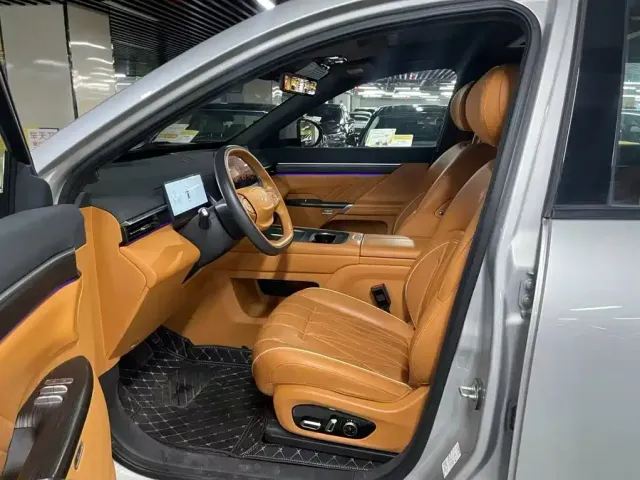 Dongfeng Yipai eπ008 2025 210Ultra Range Extender 5-Seater — Фото автомобиля 7