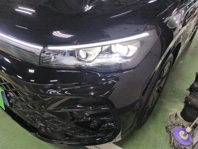 Volkswagen Tiguan L — Фото автомобиля 23