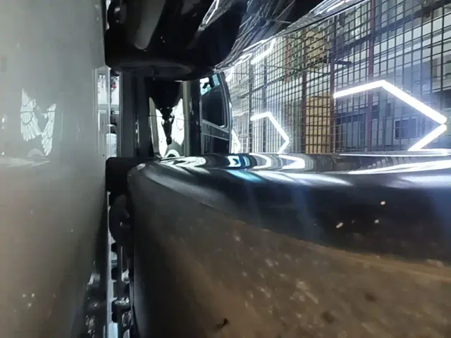 Tesla Model 3 — Фото автомобиля 20