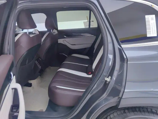 Geely Xingyue L — Фото автомобиля 11