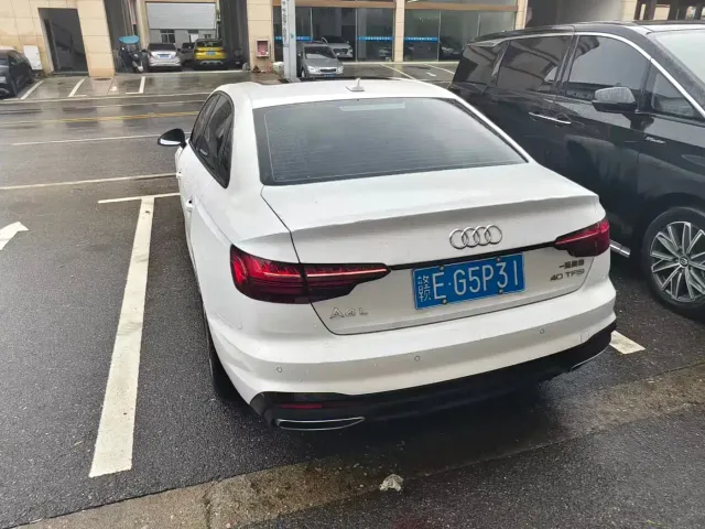 Audi A4L — Фото автомобиля 6