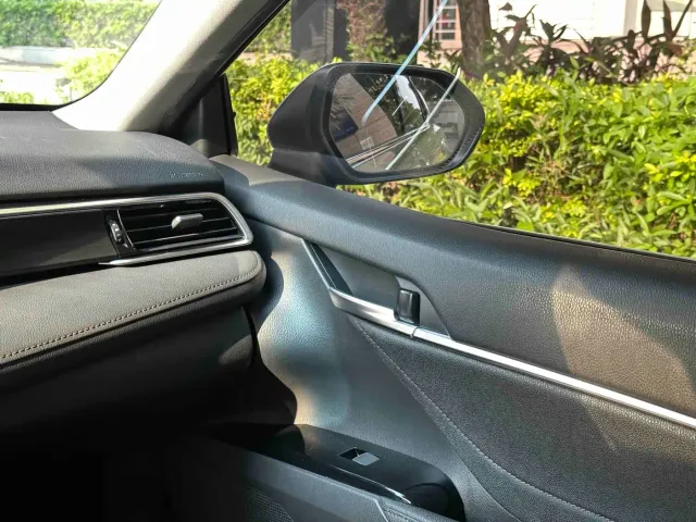 Toyota Camry — Фото автомобиля 14