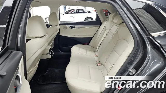 Hyundai Grandeur New — Фото автомобиля 16